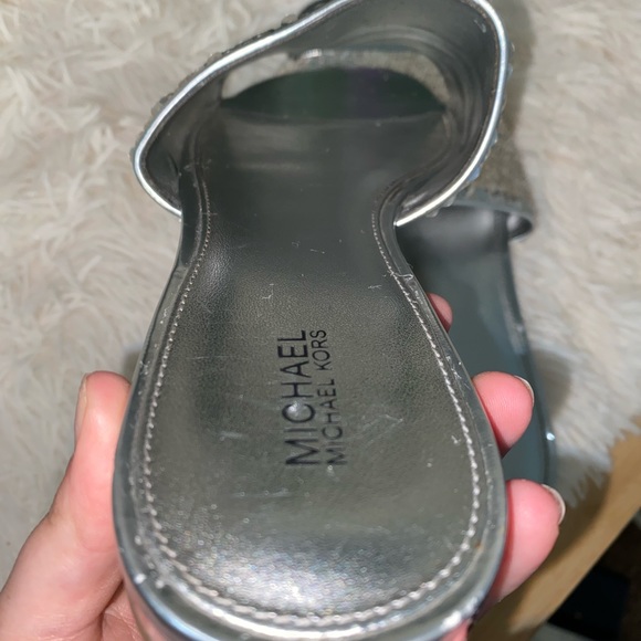 MICHAEL KORS slides - Picture 4 of 12